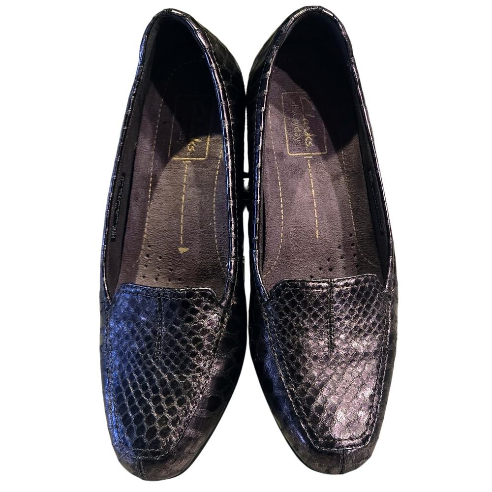 Clarks Cushion Loafer Women 7 Patent Leather Alligator Look Brown-Goldish Color
